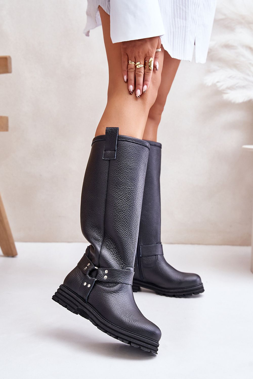 Stylish Knee-High Suede Boots