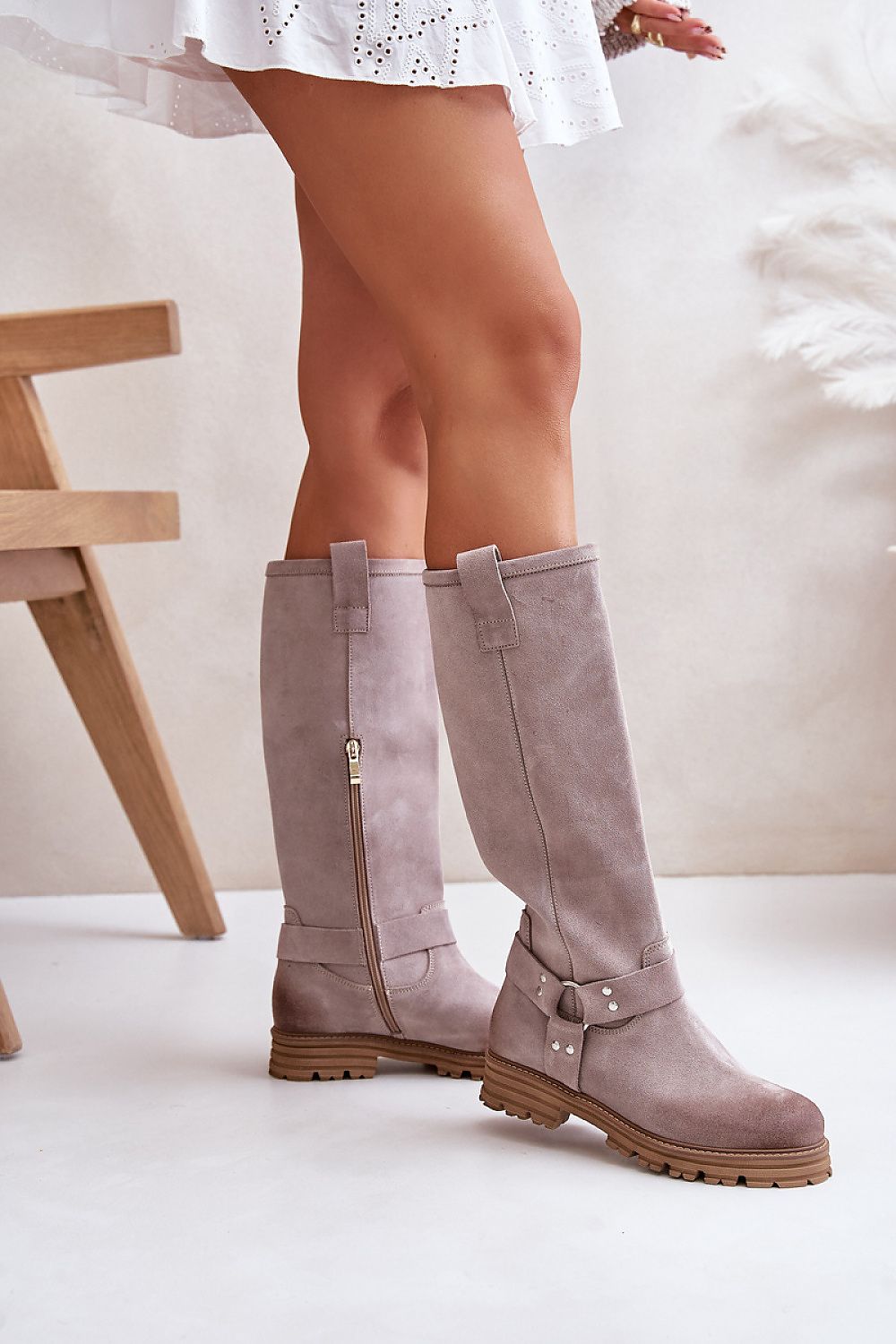 Stylish Knee-High Suede Boots