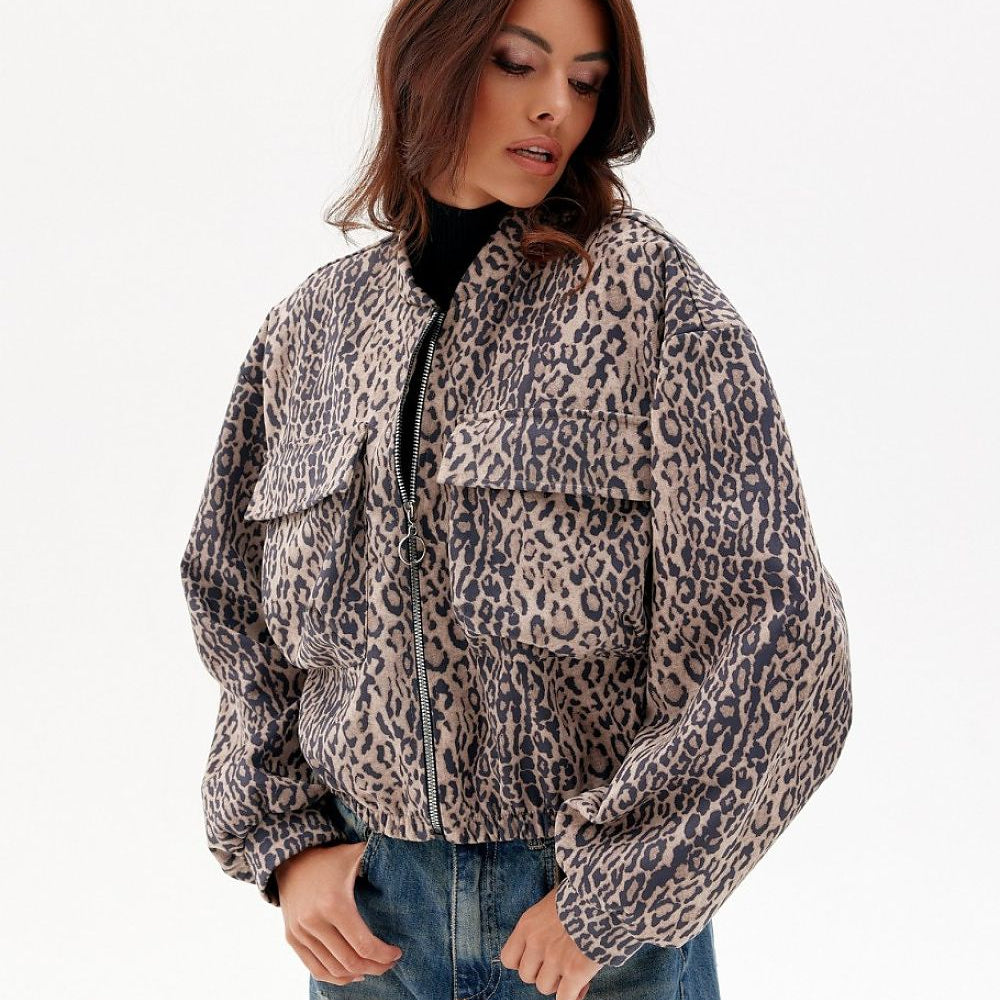 
                      
                        Fashionable Rita Jacket Featuring Animal Print
                      
                    